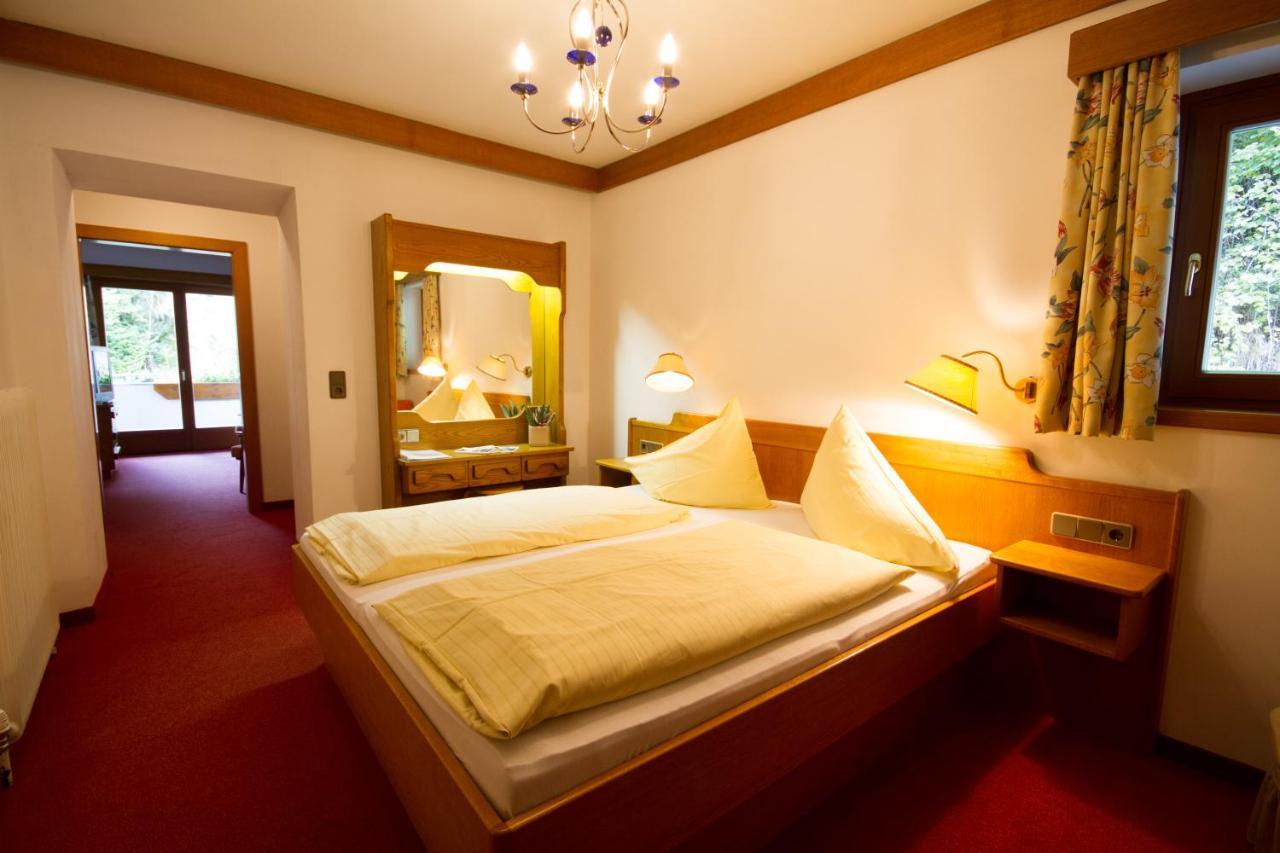 Hotel Garni Sonnblick Bad Kleinkirchheim Room photo